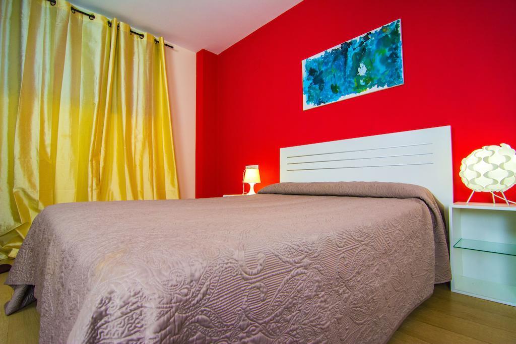 Apartamentos 16:9 Playa Suites Алмерия Екстериор снимка