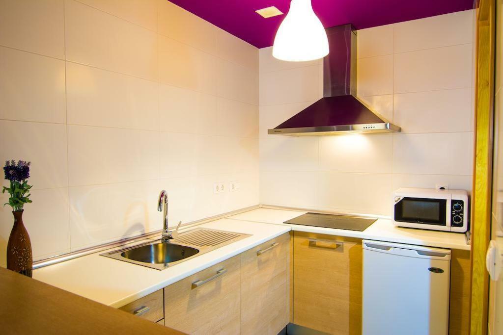 Apartamentos 16:9 Playa Suites Алмерия Екстериор снимка